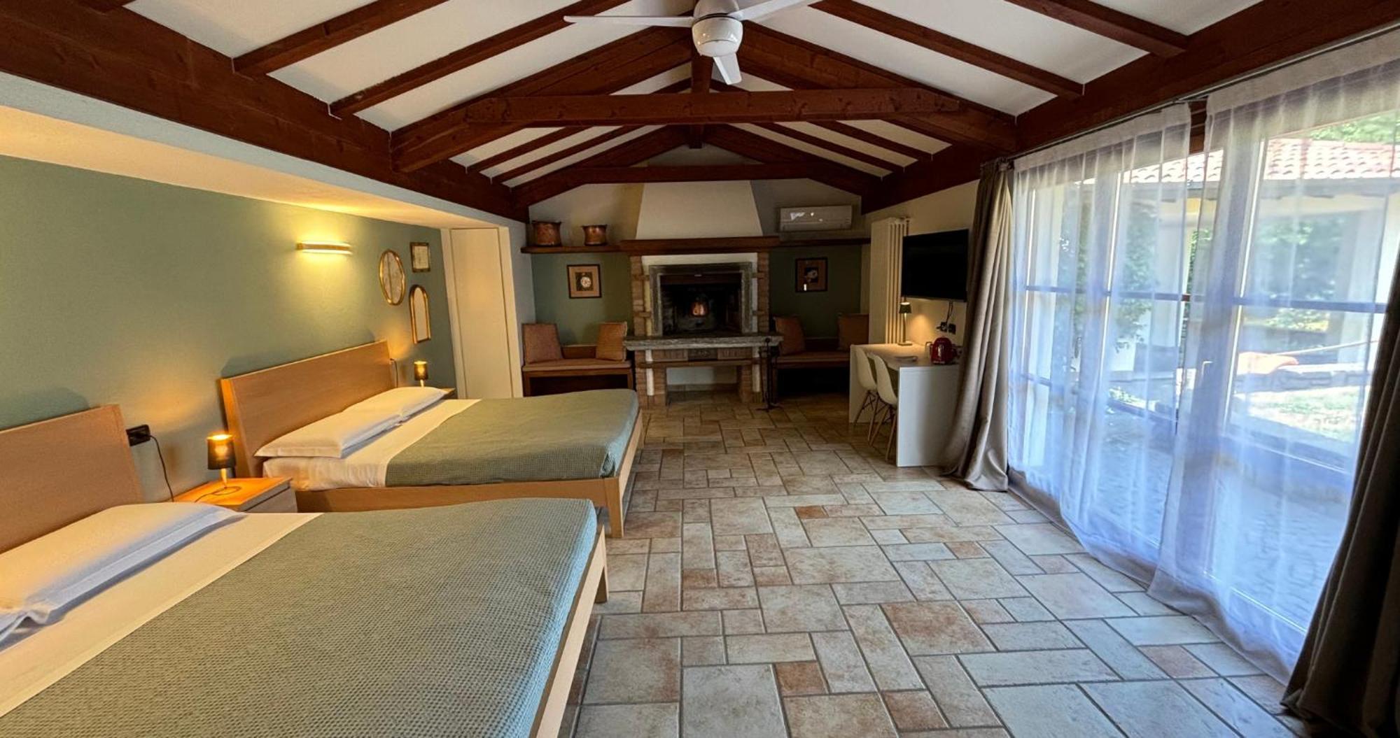 مبيت وإفطار Villa Guardia Casa Ceruti المظهر الخارجي الصورة